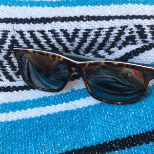 Maui jim EH BRAH!  STG-BG  polarized glasses.